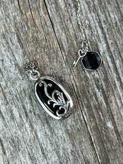 Vintage torque and lariat necklace in sterling silver with 2 interchangeable black onyx gemstone sliders